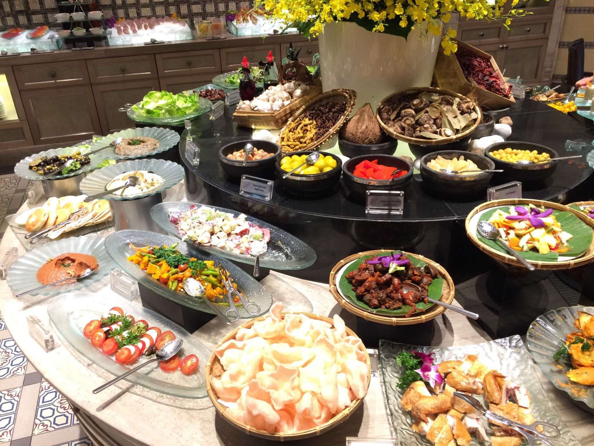 Dine like Royalty at the Best Hotel Buffets in KL